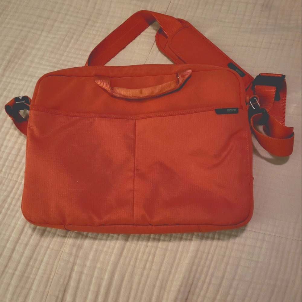 Stm laptop bag